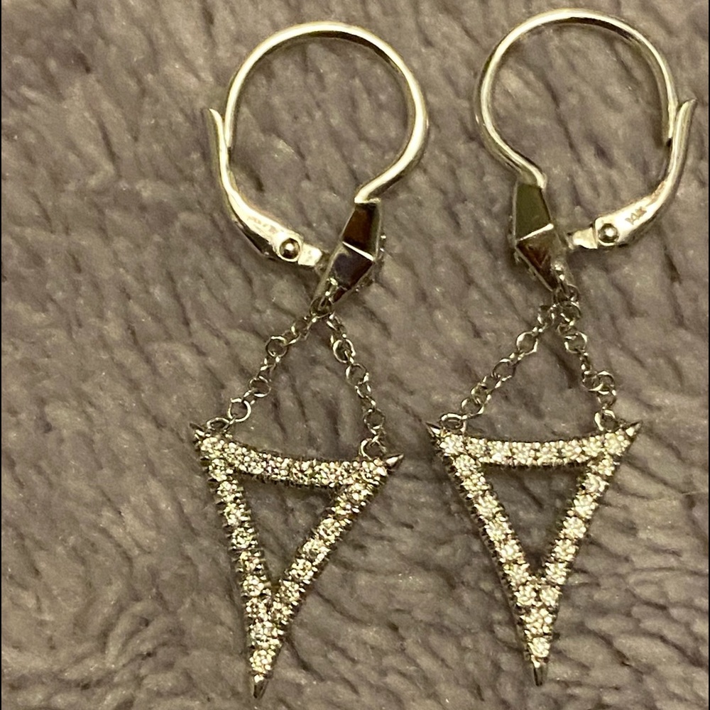 14kt white gold Gabriel earrings